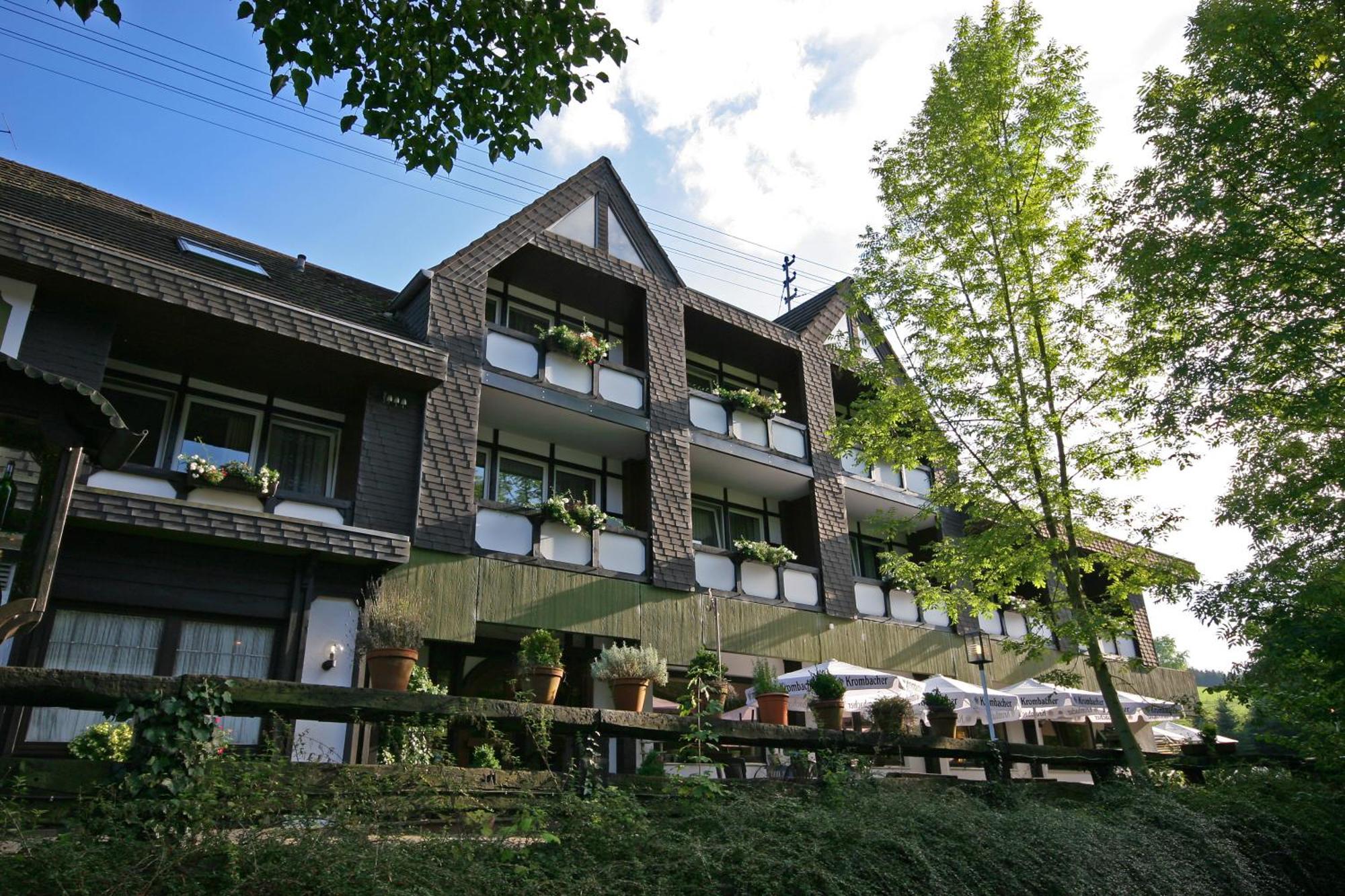 Landhotel Laarmann Lennestadt Exterior photo
